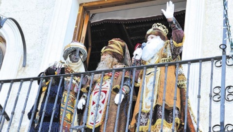 Los Reyes Magos repartirán toneladas de ilusión en Yecla