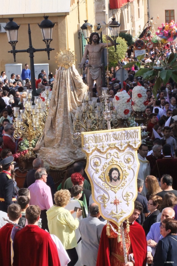 El Cabildo presentará el cartel de la Semana Santa y nombrará Nazareno del Año a Vicente Albert Ortuño