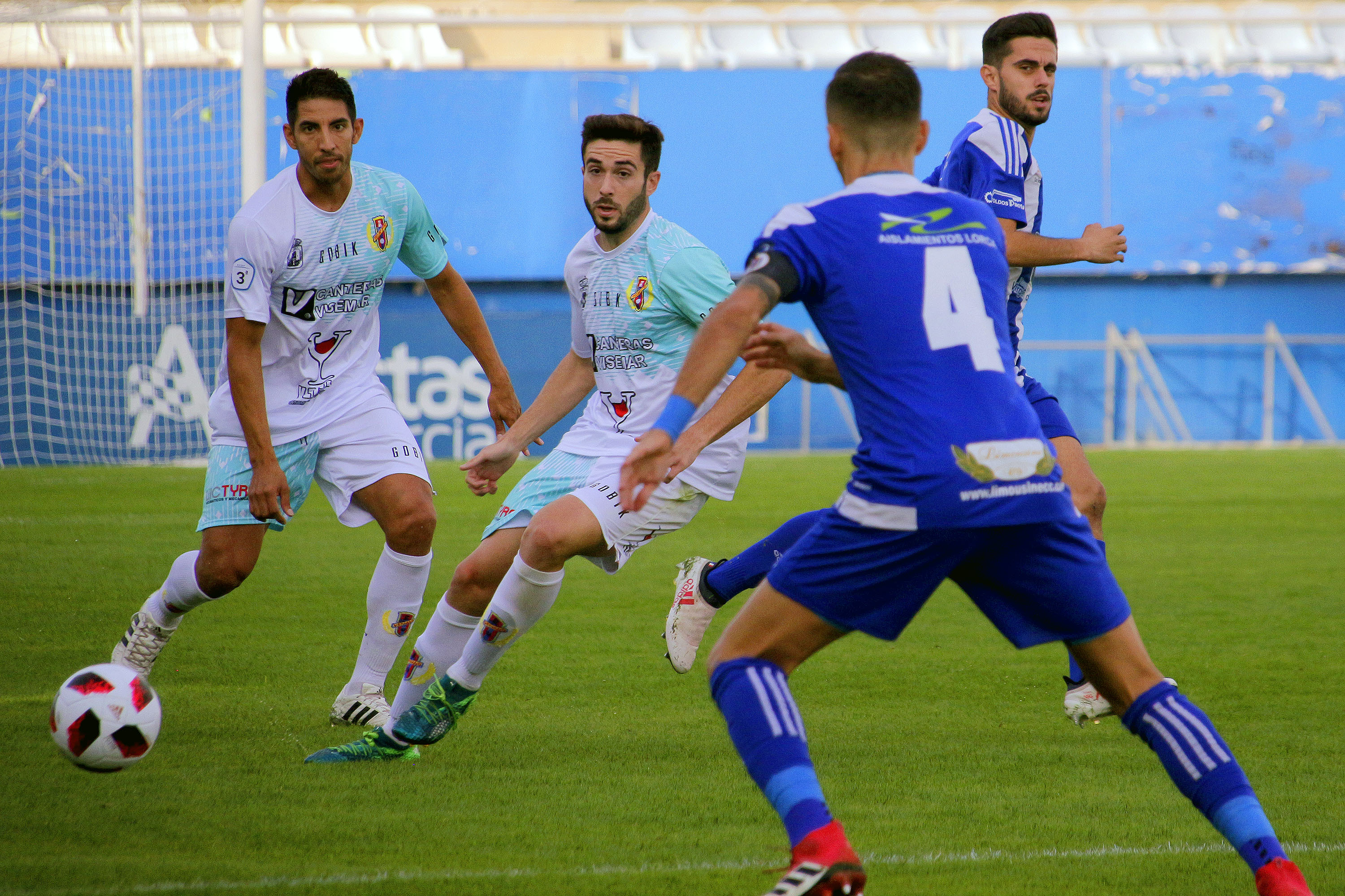 El Yeclano gana con autoridad al Lorca Deportiva en el Artés Carrasco