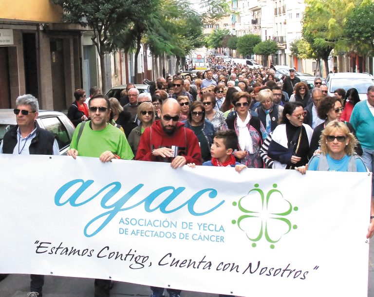 Se celebra la sexta marcha ‘Siempre adelante’ de AYAC