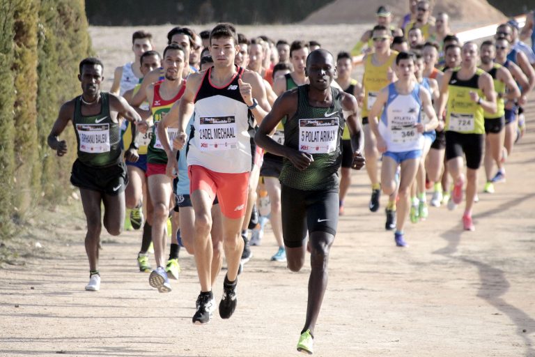 Tsehay Gemechu y Birhanu Balew ‘vuelan’ en el Cross Nacional Fiestas de la Virgen