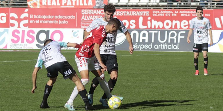 Incertidumbre sobre el desenlace de la liga en Segunda División B