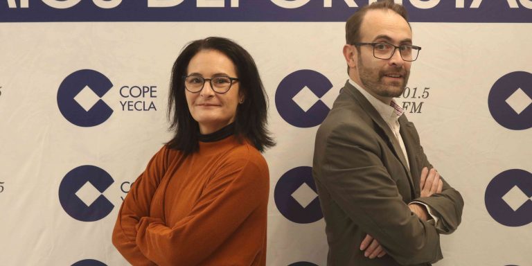 Olga Herrero y José María García: «Los deportistas de Yecla son nuestro mejor ejemplo para superar esta pandemia»