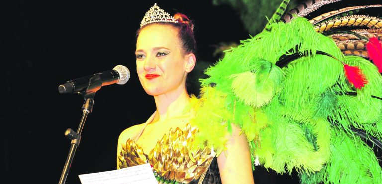 Entrevista: Angie Peral Brotons, Reina del Carnaval 2022