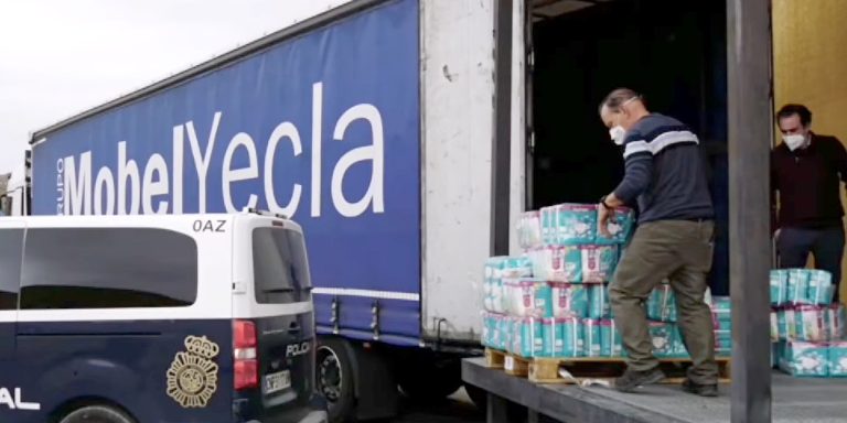 LA  AYUDA HUMANITARIA DE YECLA EMPIEZA A LLEGAR A UCRANIA Y EL AYUNTAMIENTO SE ABRE A LA ACOGIDA DE REFUGIADOS