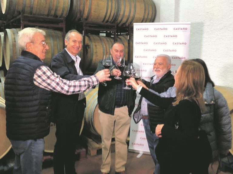 LA PEÑA FLAMENCA ORGANIZA UN CONCIERTO EN BODEGAS CASTAÑO