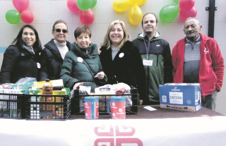 YECLA SE VUELCA CON CÁRITAS Y SUS PRINCIPALES NECESIDADES CON MOTIVO DE LA NAVIDAD