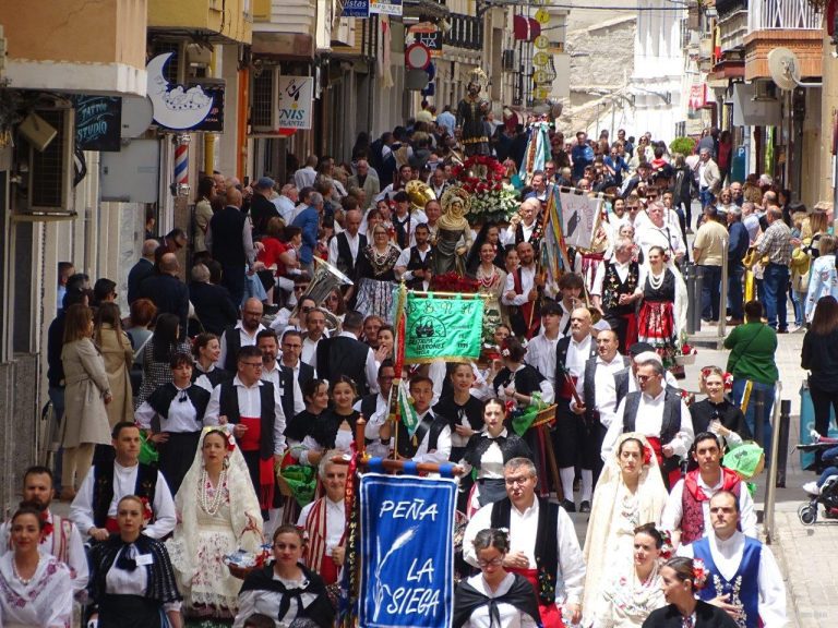 PROCESIÓN Y OFRENDA A SAN ISIDRO – Galería de imágenes