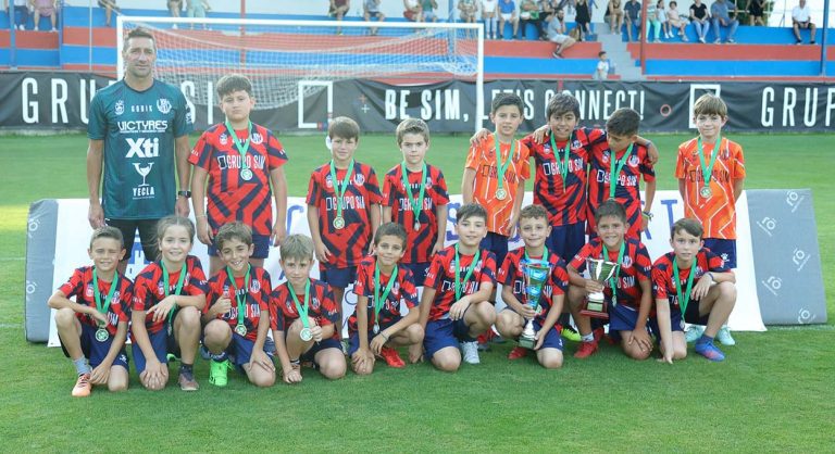 EQUIPOS DE LA ESCUELA DEL YECLANO DEPORTIVO (Galería de imágenes – 1ª Parte)