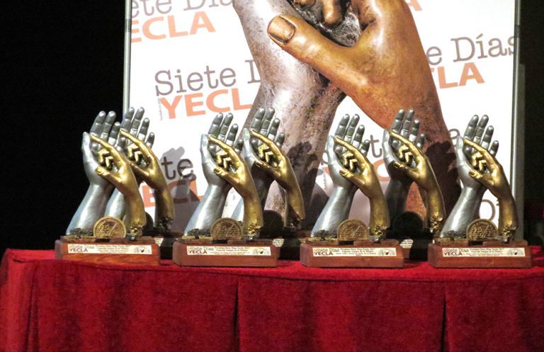 LOS PREMIOS SIETE DÍAS BIEN MERECEN UN PARÉNTESIS