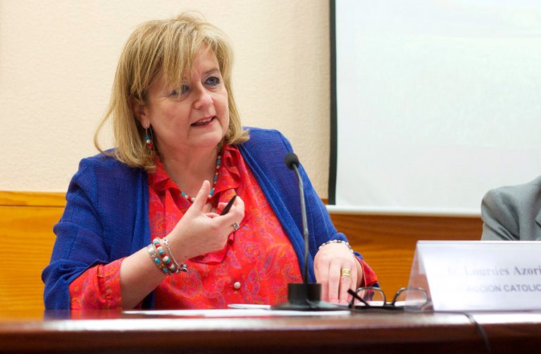 LOURDES AZORÍN, PONENTE DEL DÍA DE LA CONSTITUCIÓN