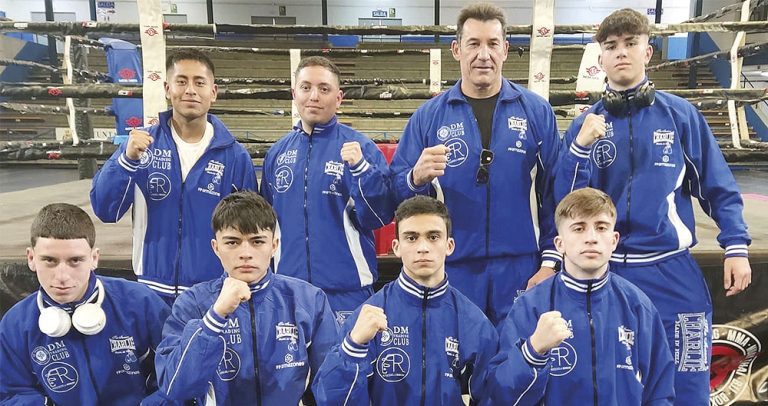 CUATRO OROS, TRES PLATAS Y UN BRONCE PARA EL CLUB BOXEO YECLA EN EL REGIONAL