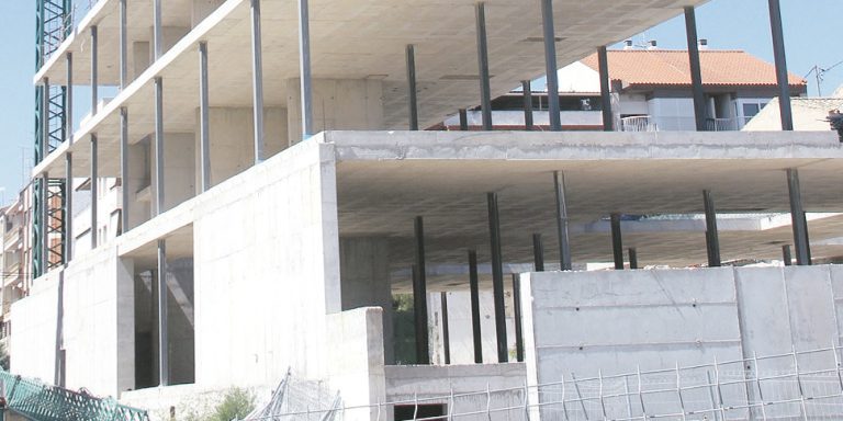 EL GOBIERNO  BUSCA NUEVA EMPRESA PARA RETOMAR LAS OBRAS DE LA COMISARÍA