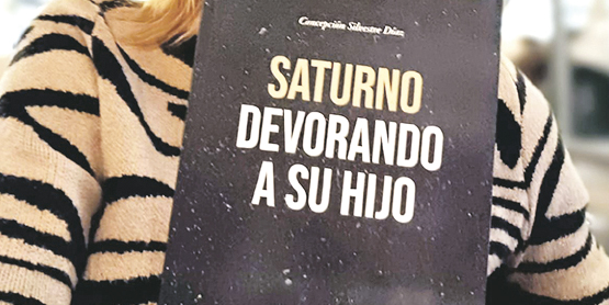 Conchi Silvestre presenta su primer poemario en Cafetería Juzgado