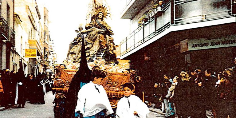 Pasado el alegre Carnaval llega el desconsuelo de la Semana Santa