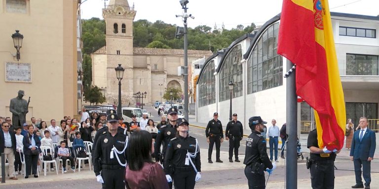 Distinción anual a la DOP ‘Yecla’ en el acto del 12 de octubre