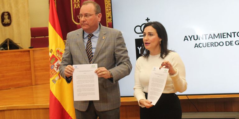 VOX rompe con el Gobierno del PP y pasa a la oposición