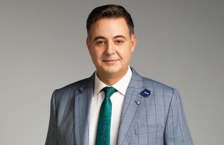 La AAMY entrega el Premio Santa Cecilia a Miguel Ángel Puche