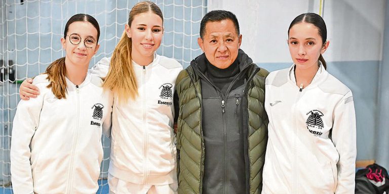 Pleno del taekwondo de Yecla en Las Pedroñeras