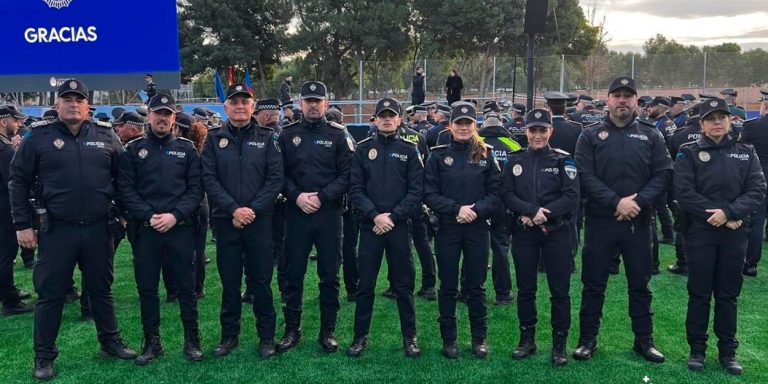 Reconocimiento a la Policía Local de Yecla en Paiporta