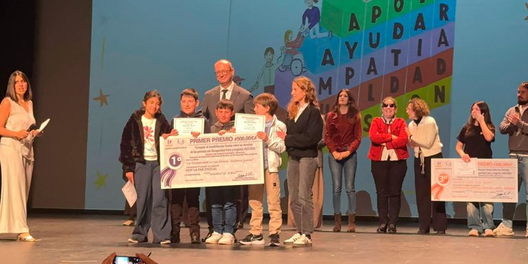 Alumnos de ‘La Paz’ ganan el concurso regional sobre discapacidad