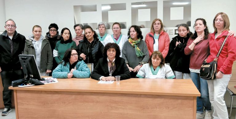 Huelga indefinida de las limpiadoras de los edificios municipales
